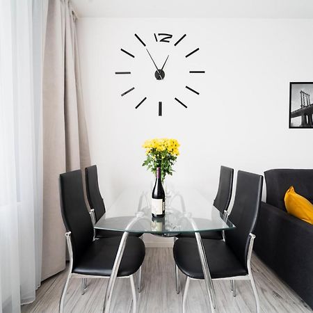 New Apart Near Sky Tower - Gwiazdzista Lejlighed Wrocław Eksteriør billede