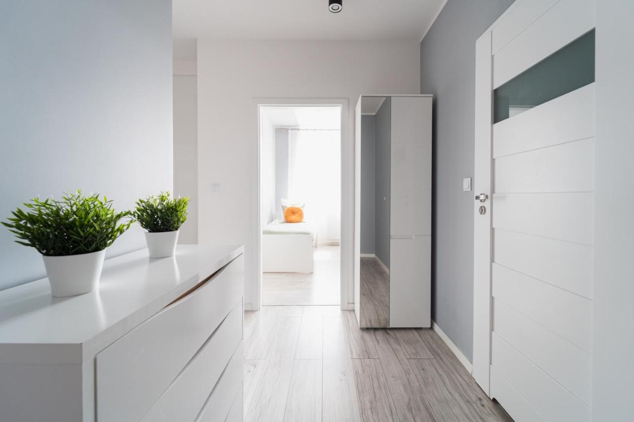 New Apart Near Sky Tower - Gwiazdzista Lejlighed Wrocław Eksteriør billede