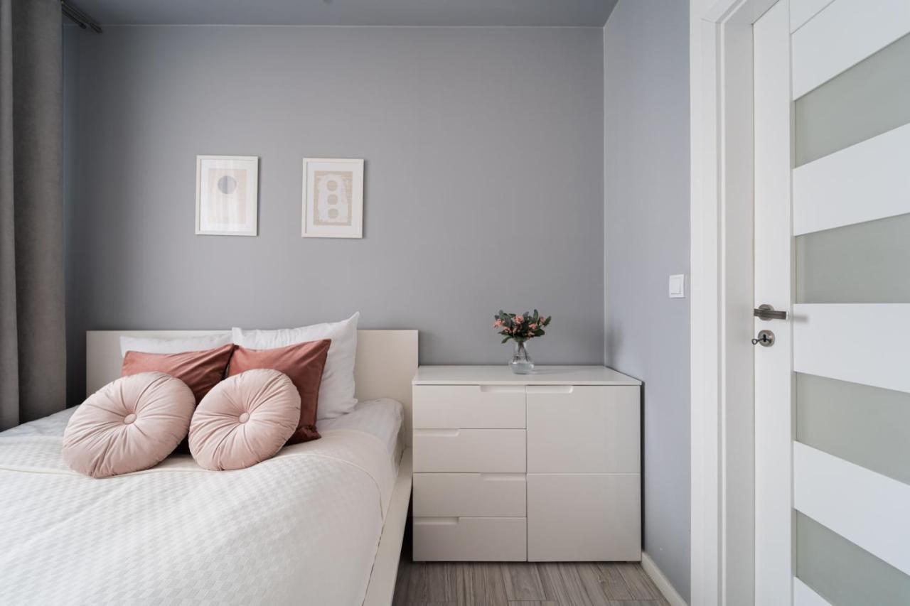 New Apart Near Sky Tower - Gwiazdzista Lejlighed Wrocław Eksteriør billede
