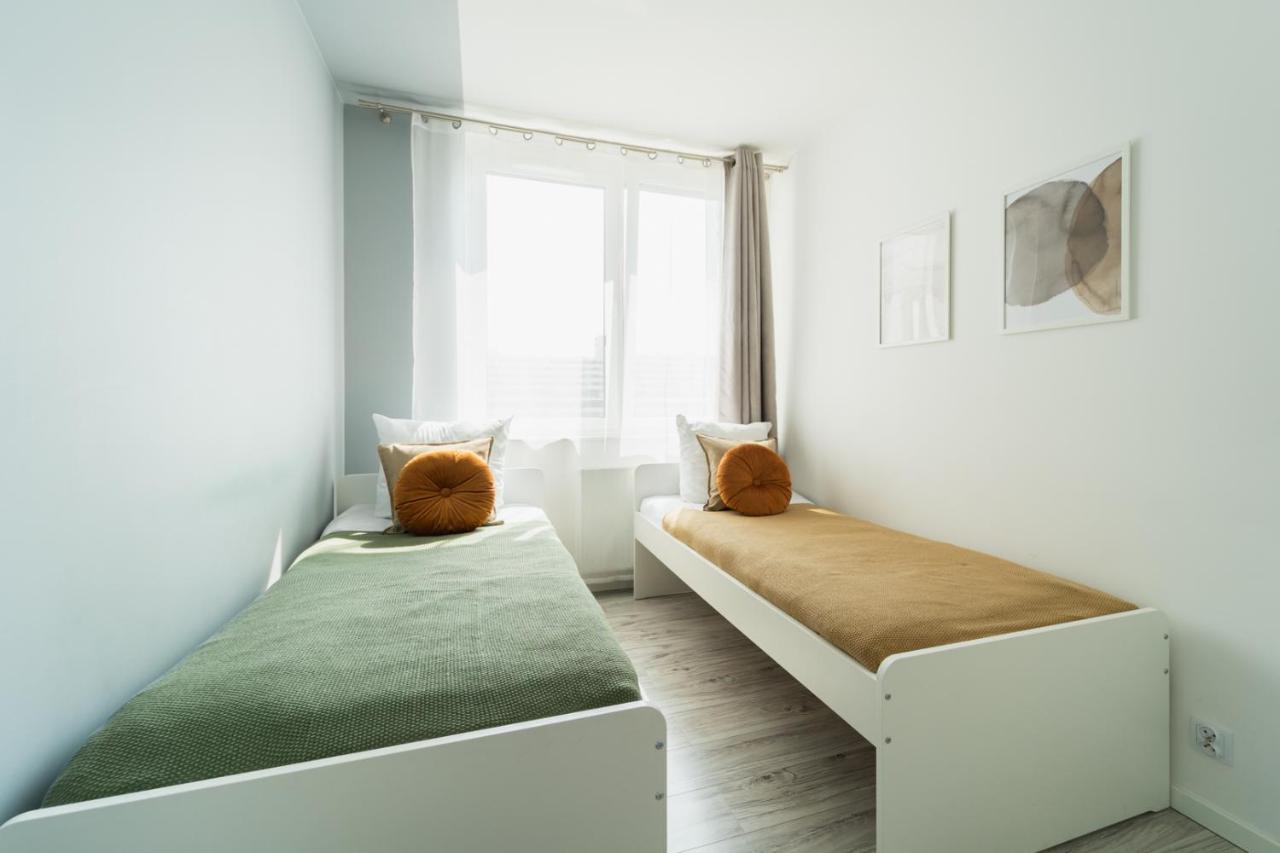 New Apart Near Sky Tower - Gwiazdzista Lejlighed Wrocław Eksteriør billede