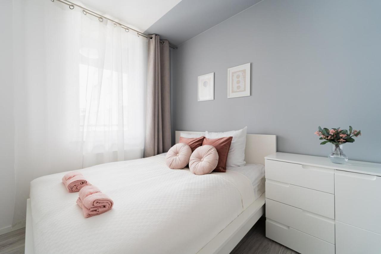 New Apart Near Sky Tower - Gwiazdzista Lejlighed Wrocław Eksteriør billede